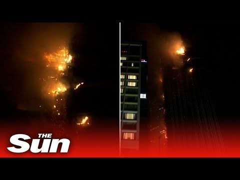 Fire breaks out in Hong Kong skyscraper construction site