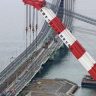 台風21号 タンカーが衝突 損傷した関空連絡橋の橋桁を撤去