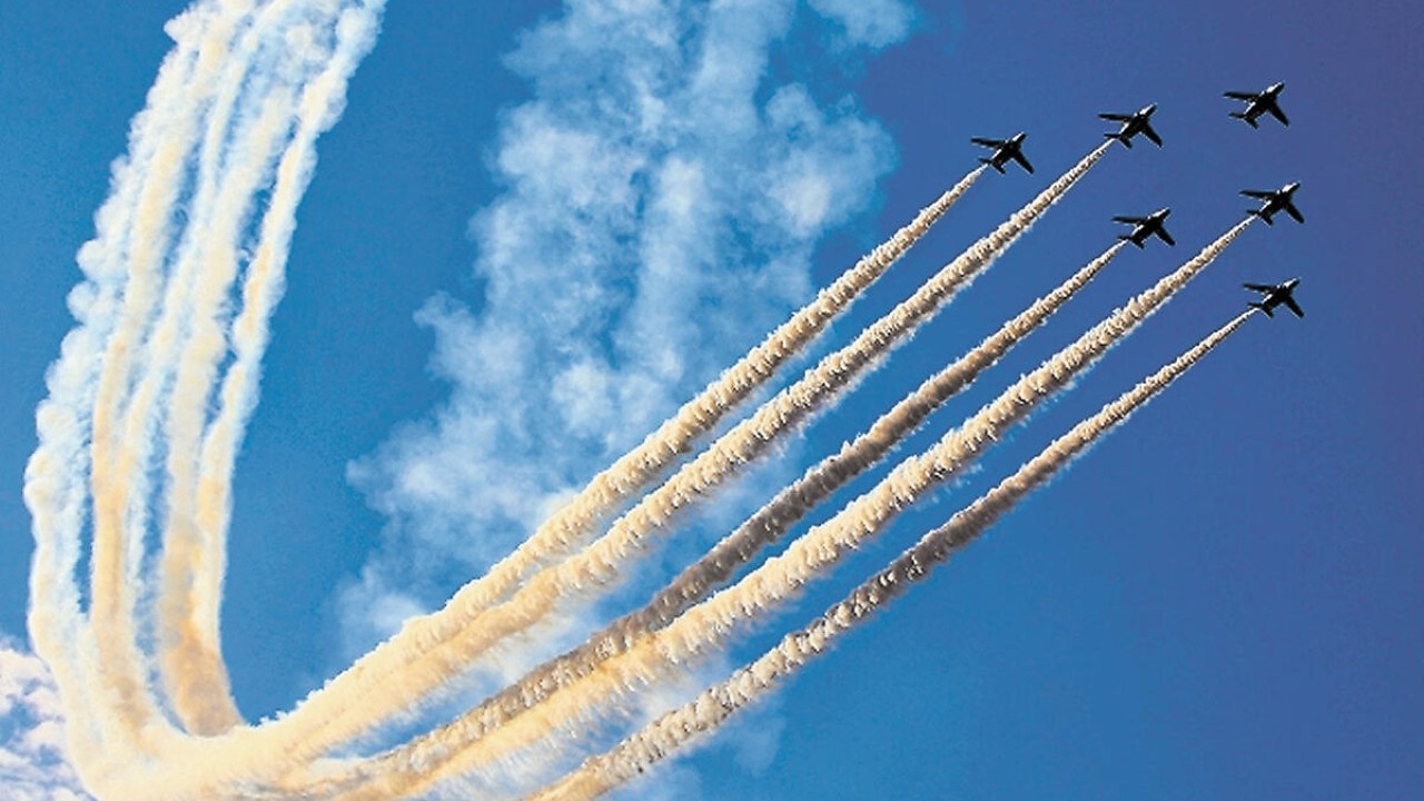 ブルーインパルス スケジュール 2026｜令和8年の展示飛行予定