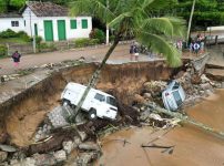 ブラジルで大雨 洪水と土砂崩れが発生しこれまでに36人が死亡