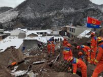 中国・新疆ウイグル自治区でM7.1の地震 死者3人、1万2千人余りが避難