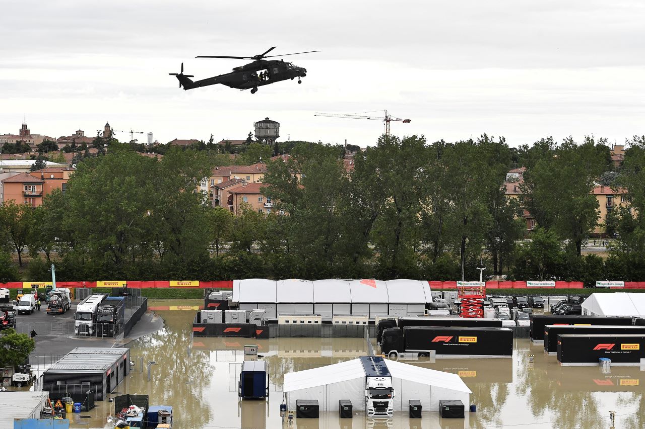 イタリア 北部で大規模洪水 1万3千人超が避難 F1レース中止